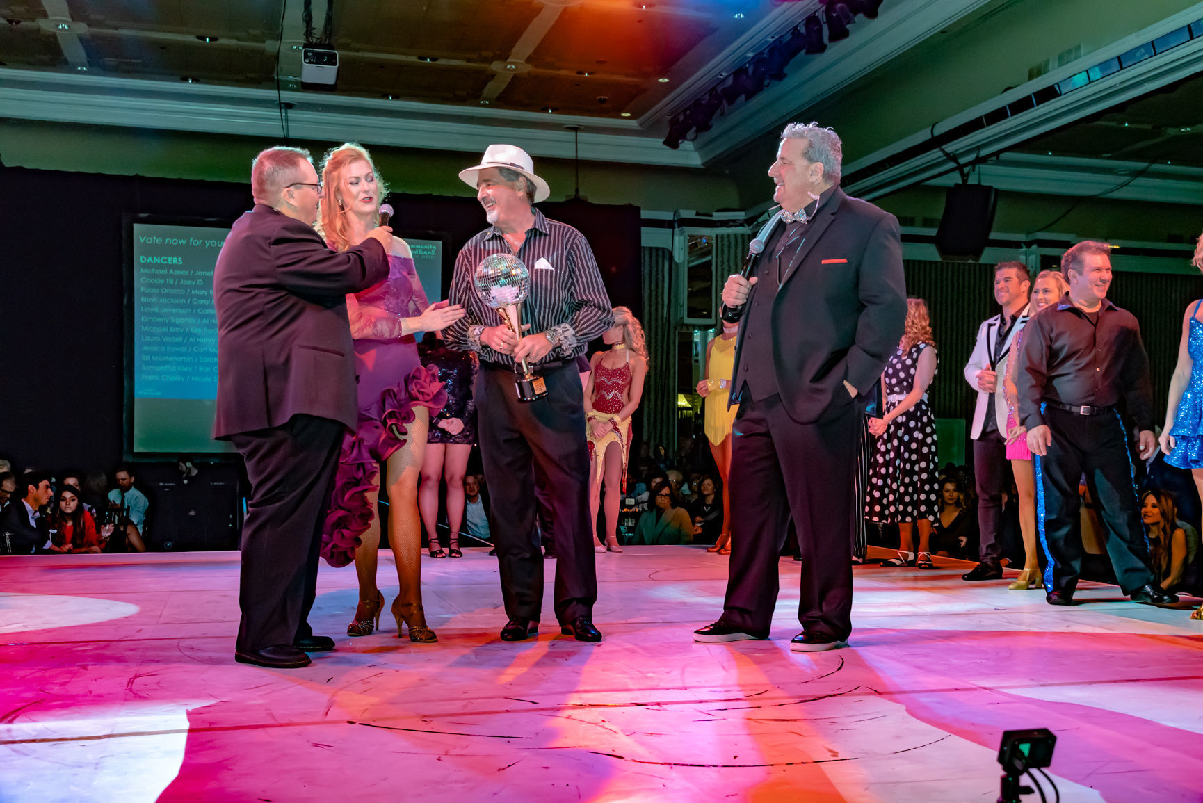 110318_acw_dancinggallery-873.jpg